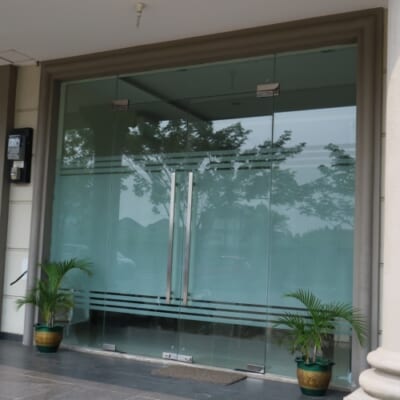 Kính Cường Lực